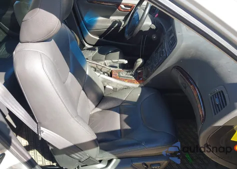 2005 Volvo S60 2.5T Awd из США, поврежденный, VIN YV1RH592152430661